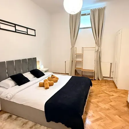 Intimo Oldtown Romantic Apartment-2